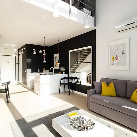 Qbik Loft Modern Apartment