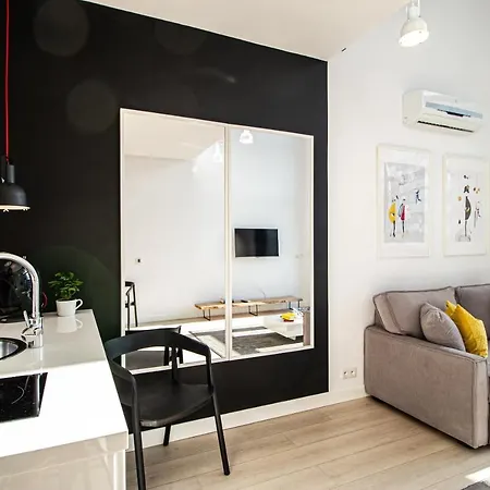 Qbik Loft Modern Apartment
