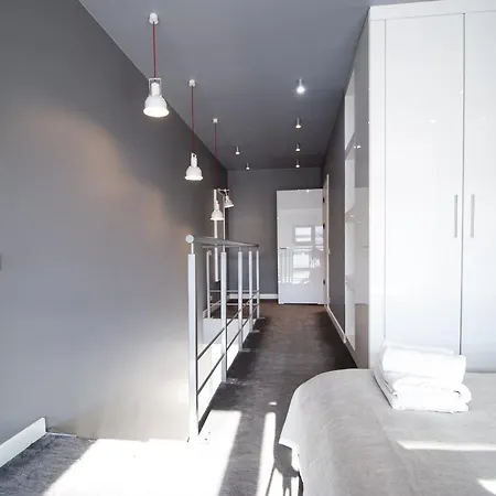 Apartment Qbik Loft Modern Warsaw